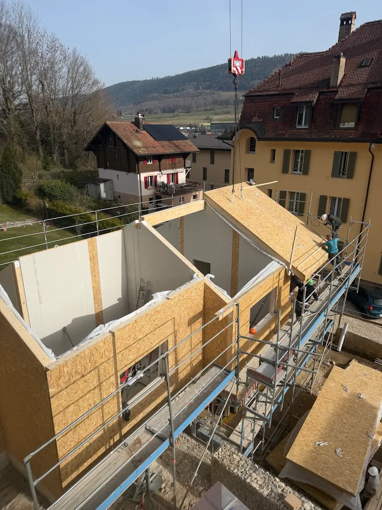 Chantier construction structure bois Vallorbe
